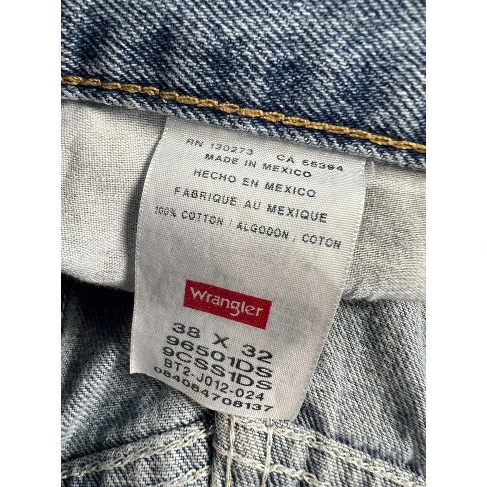 Wrangler Jeans Mens 38x32 Light Blue 96501DS Straight Leg Denim Workwear Pants